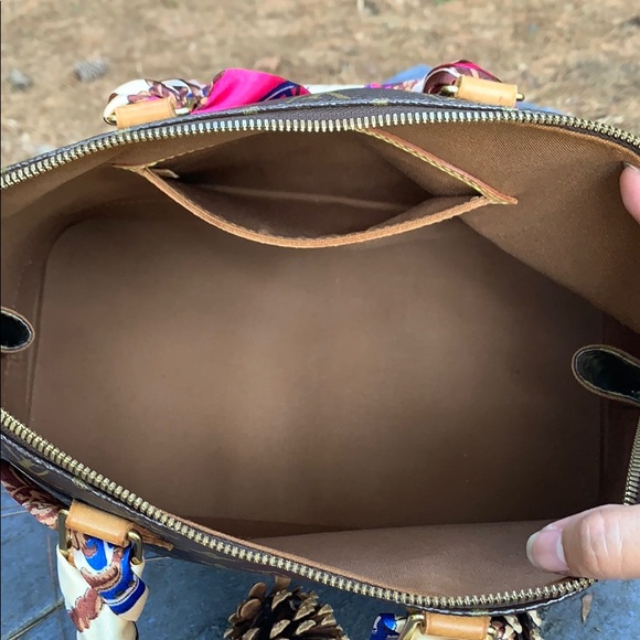 💯 Authentic Louis Vuitton Alma Monogram - Picture 11 of 16